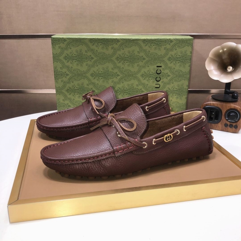 G*u*i leather shoes